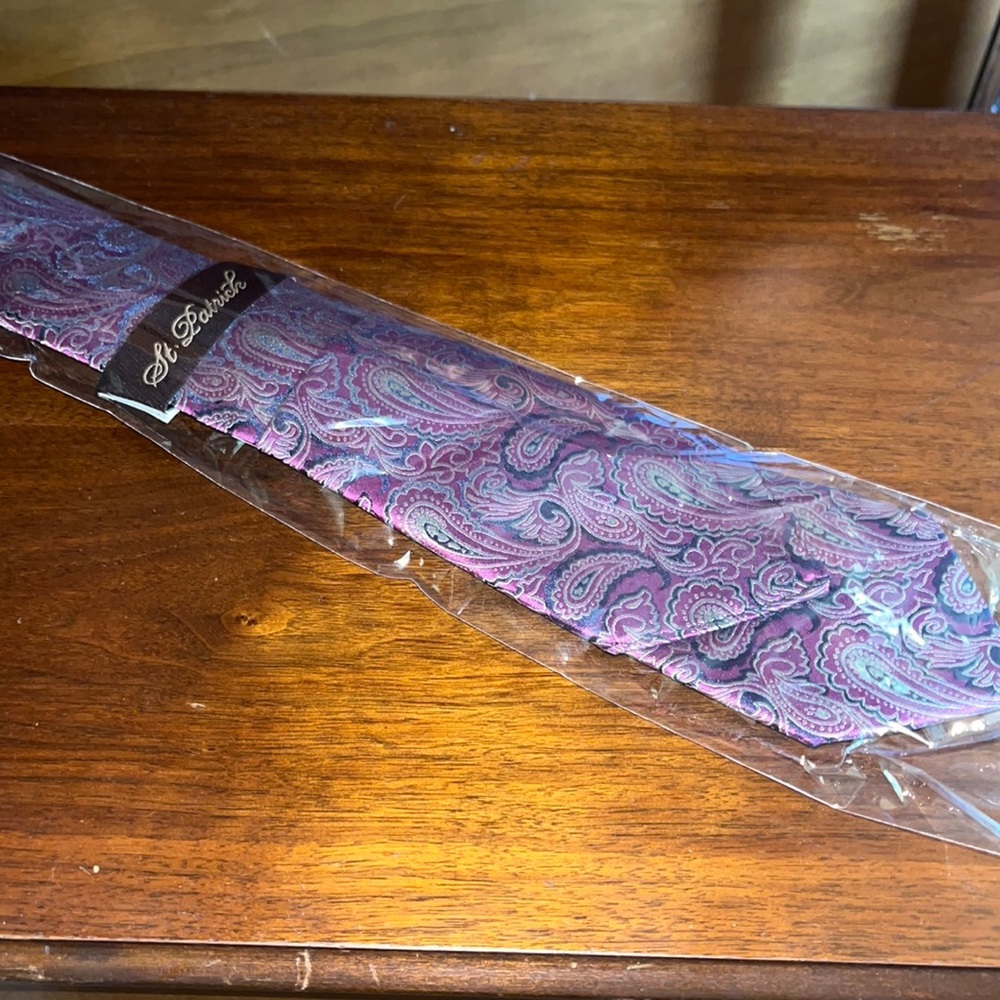 St. Patrick Tie with Pocket Square